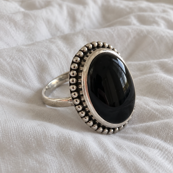 Black Onyx Oval Filigree Ring Silver Gothic Dark Academia Statement